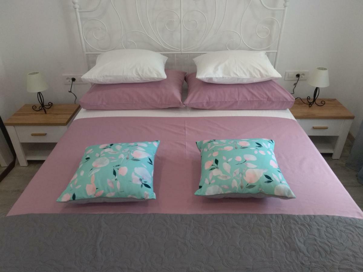 Apartment Simply Rodin Kastela Ngoại thất bức ảnh