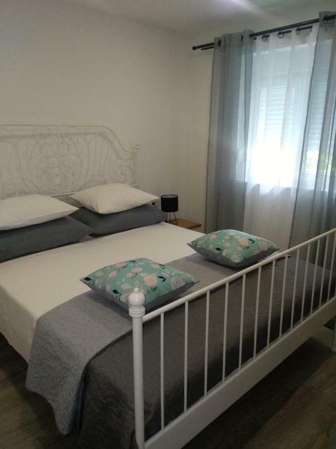 Apartment Simply Rodin Kastela Ngoại thất bức ảnh